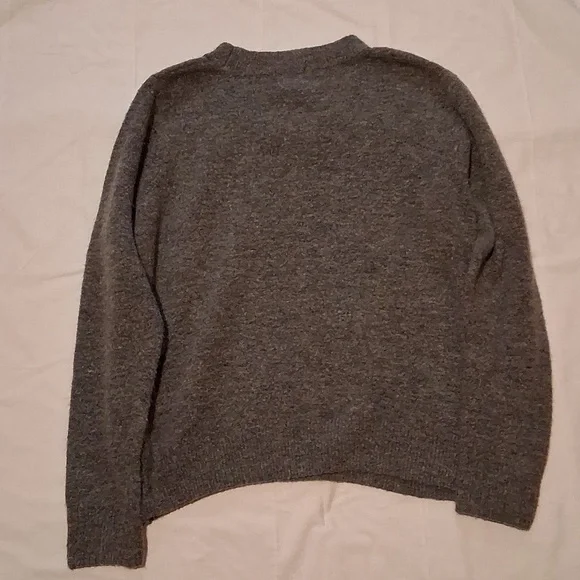 Gray H & M Sweater - Picture 5 of 8